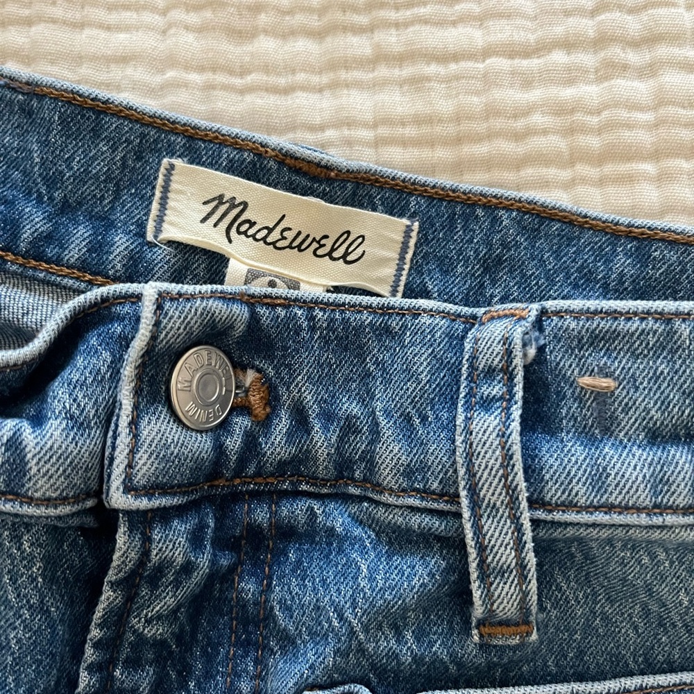 MADEWELL “The Perfect Vintsge” Wide Leg Jeans w/patch pocket - Picture 6 of 11